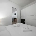 Bleu Dazur- Hyper Centre - Rue Longue - דירה מנטון
