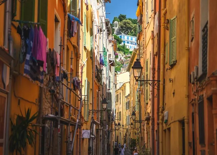 Apartment Bleu Dazur- Hyper Centre - Rue Longue - Menton