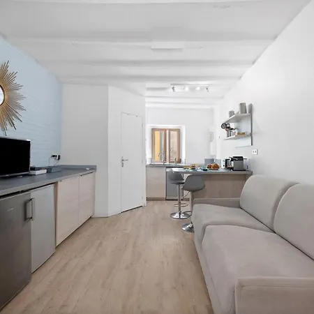 Bleu Dazur- Hyper Centre - Rue Longue - Apartamento *