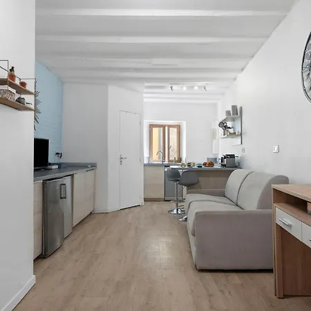 Apartamento Bleu Dazur- Hyper Centre - Rue Longue - Menton